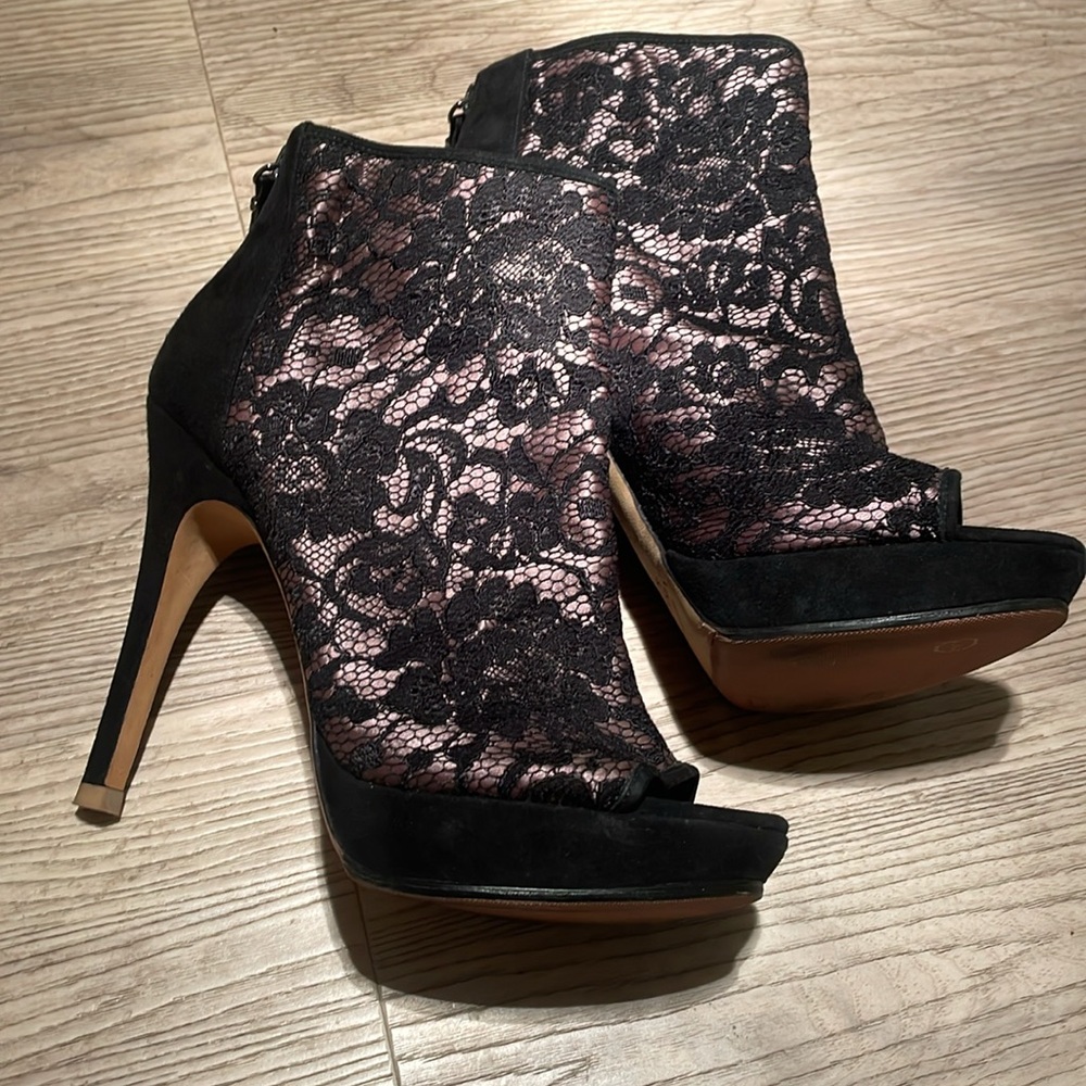 Via Spiga lace peep toe high heels in blackk and mocha leather 9.5